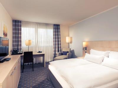 مرکور هتل مانهیم ام فریدنسپلاتز