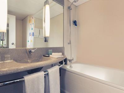 مرکور هتل مانهیم ام فریدنسپلاتز