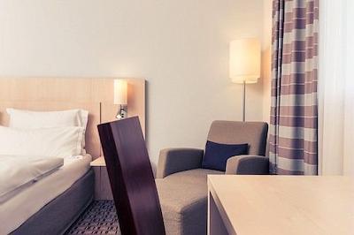 مرکور هتل مانهیم ام فریدنسپلاتز