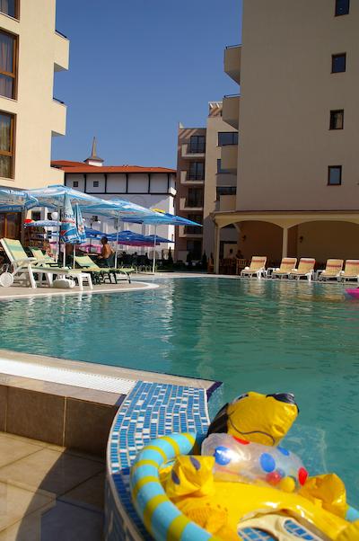 ساننی ویکتری اپارتمنتز