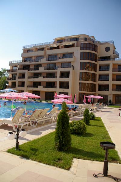 ساننی ویکتری اپارتمنتز