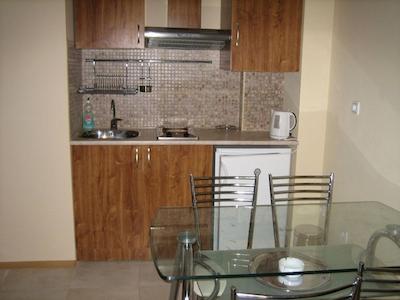 ساننی ویکتری اپارتمنتز