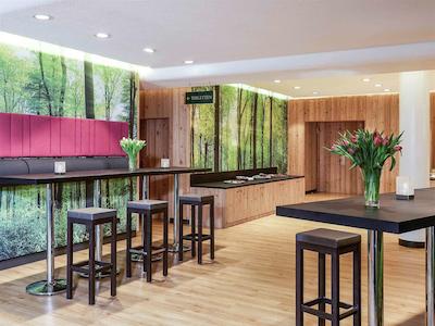 مرکور هتل اُفنبورگ ام مسپلاتز