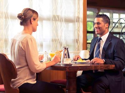 مرکور هتل اُفنبورگ ام مسپلاتز