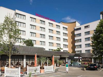 مرکور هتل اُفنبورگ ام مسپلاتز