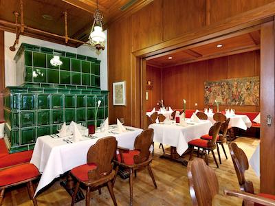 مرکور هتل اُفنبورگ ام مسپلاتز