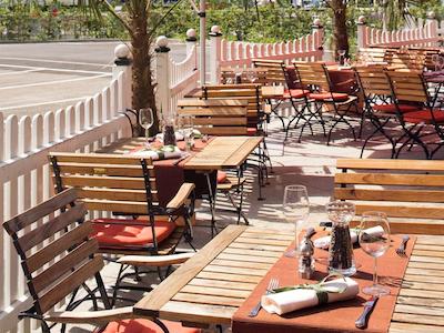 مرکور هتل اُفنبورگ ام مسپلاتز