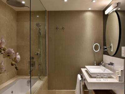 سی‌وی‌کی پارک بسفروس هتل استانبول