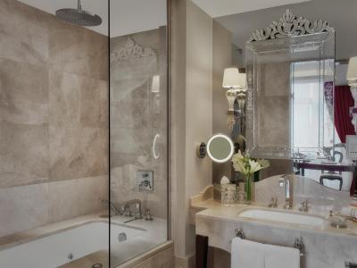 سی‌وی‌کی پارک بسفروس هتل استانبول