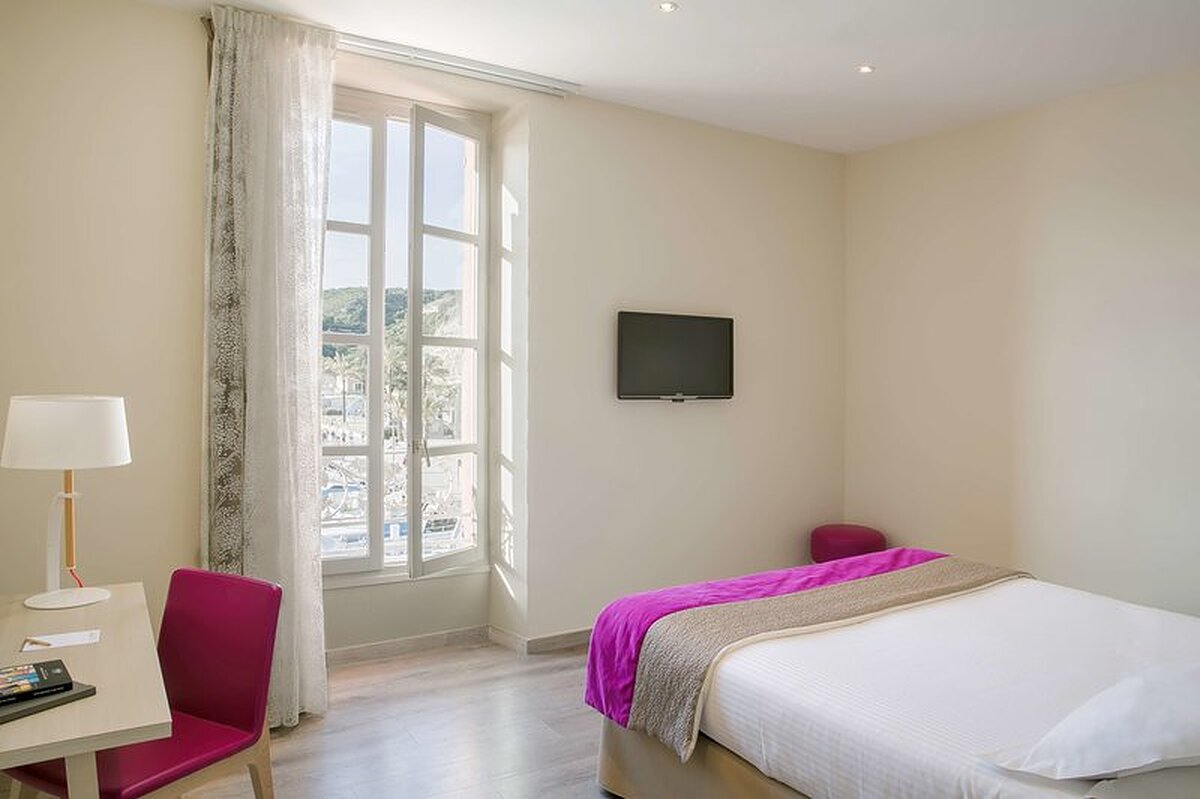 Best Western Hotel Du Roy d’Aragon