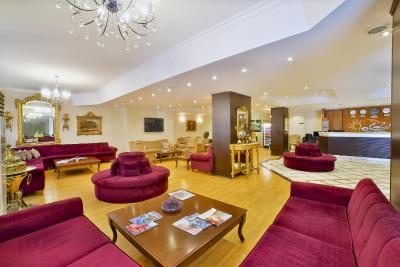 گرند انت هتل