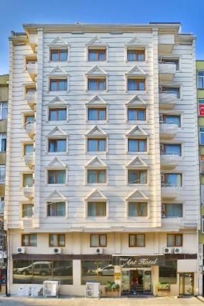 گرند انت هتل