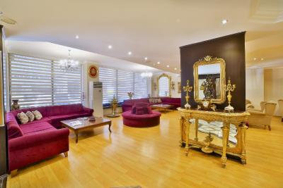 گرند انت هتل