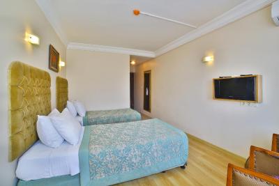 گرند انت هتل