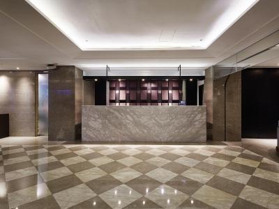 د تانگو لینسن