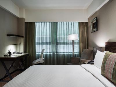 د تانگو لینسن