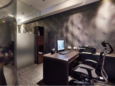 د تانگو لینسن