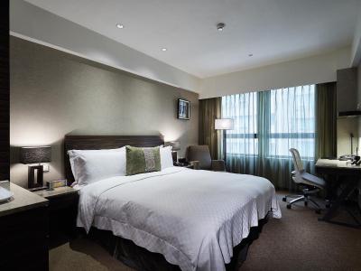 د تانگو لینسن