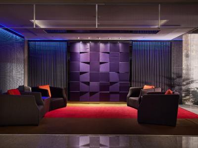 د تانگو لینسن