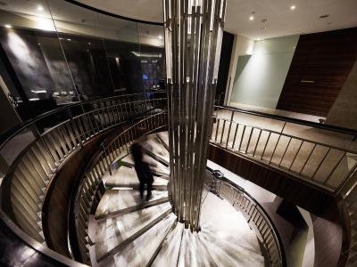 د تانگو لینسن