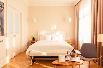 سانز اسوسی وین