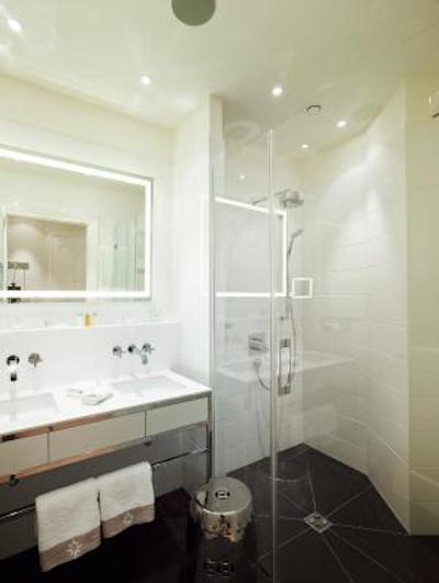 سانز اسوسی وین