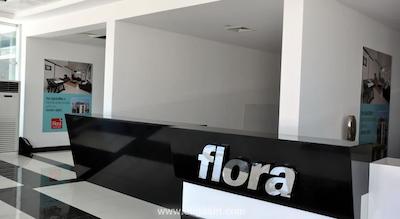 فلورا سوئیتس