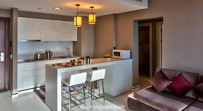 فلورا سوئیتس