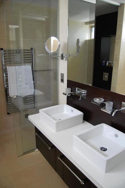 امفرا هتل اند سویتز