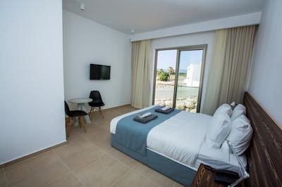 امفرا هتل اند سویتز