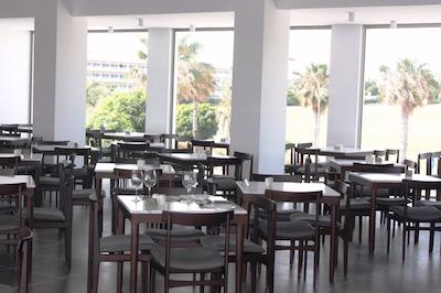 امفرا هتل اند سویتز