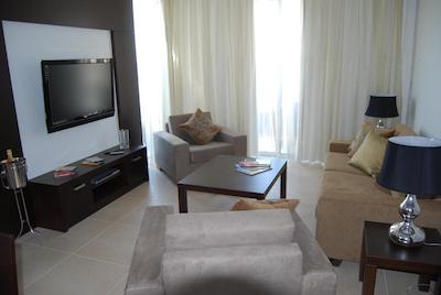 امفرا هتل اند سویتز