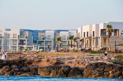 امفرا هتل اند سویتز