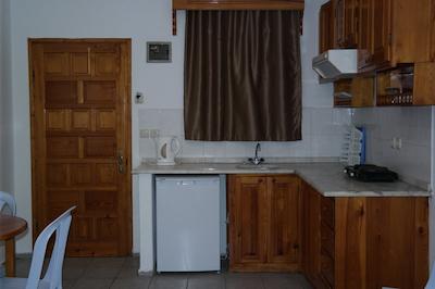 دیلک اپارت هتل