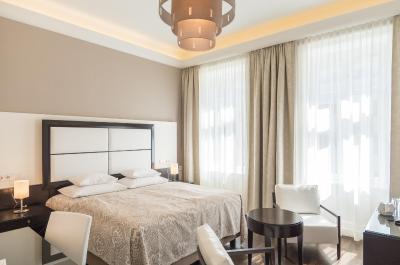 هتل اسپیز اند اسپیز