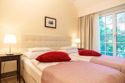 هتل اسپیز اند اسپیز