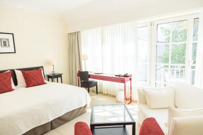 هتل اسپیز اند اسپیز