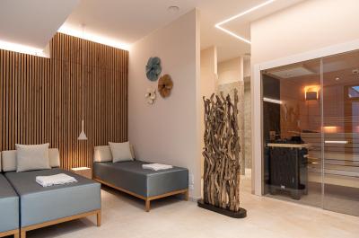 هتل اسپیز اند اسپیز