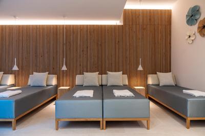 هتل اسپیز اند اسپیز