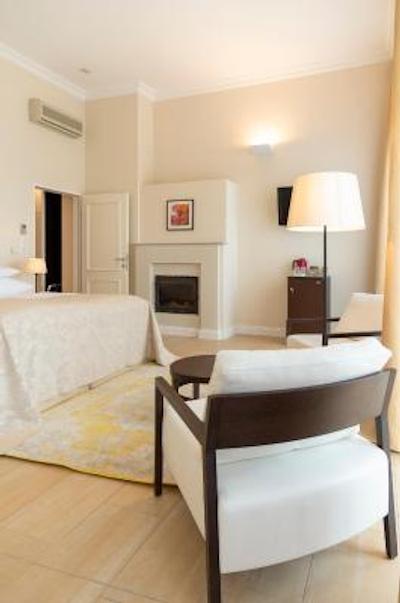 هتل اسپیز اند اسپیز