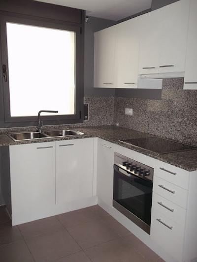 اپارتمنتز نیو در