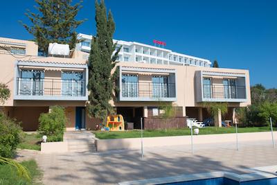 الینا هتل اپارتمنتز