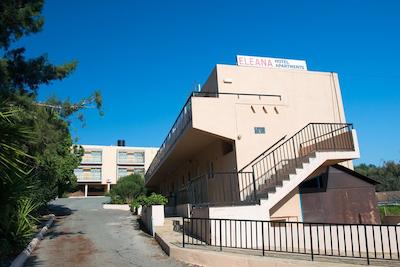 الینا هتل اپارتمنتز