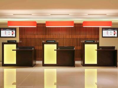 ایبیز رییاده اُلا استریت هتل