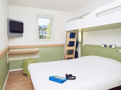 ایبیز بوجت مارسیل پرادو پارک دز اکسپسیشنز