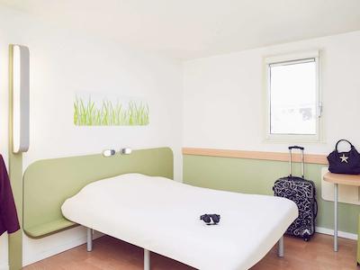 ایبیز بوجت مارسیل پرادو پارک دز اکسپسیشنز