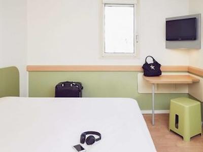 ایبیز بوجت مارسیل پرادو پارک دز اکسپسیشنز