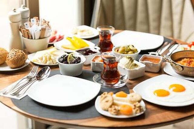 ای‌سی هتل استانبول ماکا