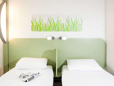 ایبیز بوجت بیکنسفیلد