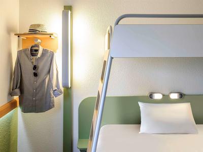 ایبیز بوجت نیس ارپرت پرمناد دز انگلیز